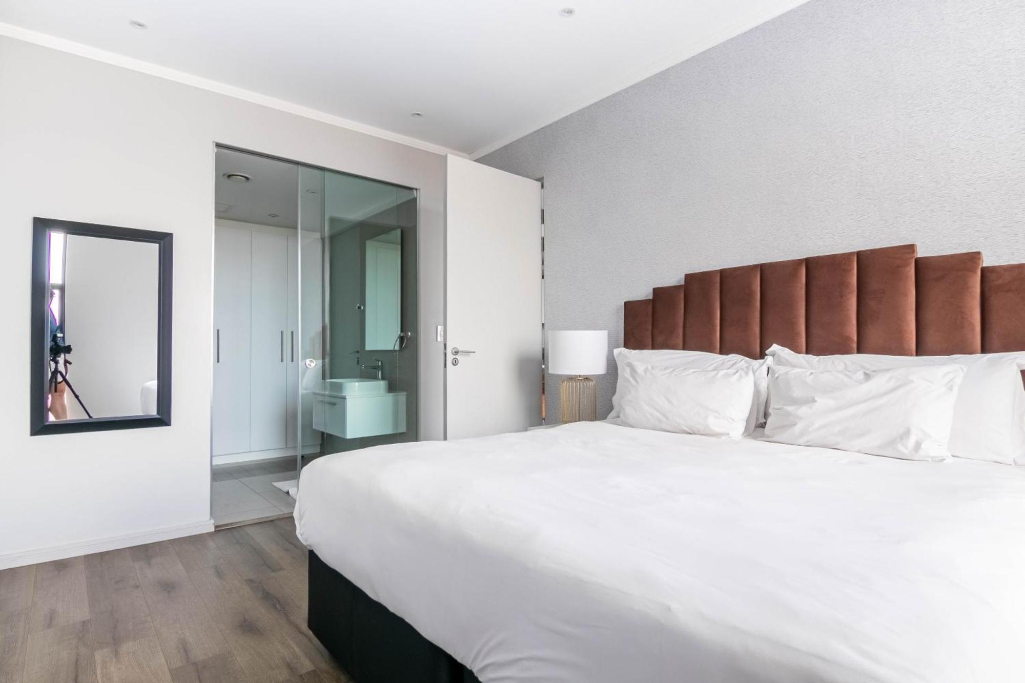 Cgrsa Apartments Sandton 约翰内斯堡 客房 照片